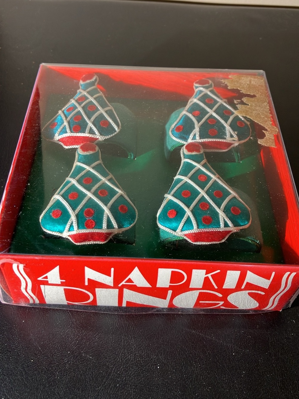 Holiday Tree Napkin Rings - Green and Red